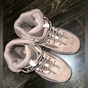 Yeezy MEN Desert Boot 'Oil